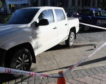 Rosario: un hombre fue atacado a balazos cuando dejaba a su hijo en la escuela