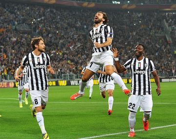 Tevez no pudo convertir pero Juventus está en semifinales