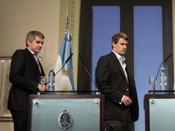 Fuerte enojo de los bonistas italianos que entraron al canje con Prat Gay