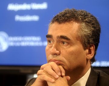 Vanoli: La devaluación del yuan no afecta patrimonialmente al Banco Central