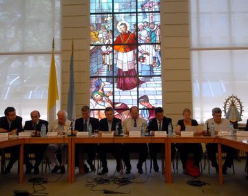 La oposición se reunió con la Iglesia por el narcotráfico