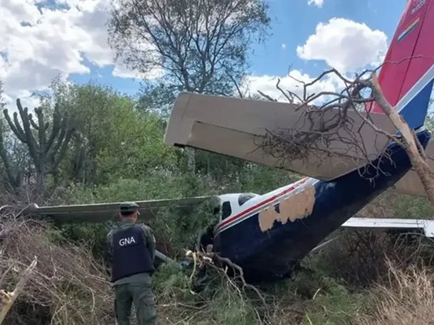 Video: así fue el momento en que que cayó en Salta la avioneta con 140 kilos de cocaína