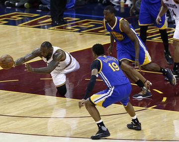 Final de la NBA: aplastante victoria de los Cavalliers de LeBron