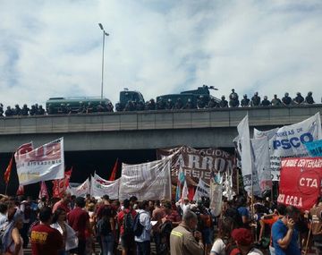 Ola de despidos en el Hospital Posadas: dejaron de funcionar varias especialidades