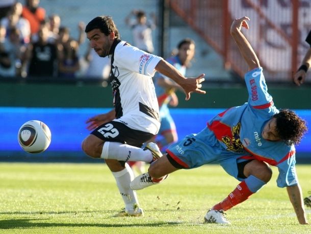 Arsenal recibe a All Boys en la despedida de José Romero
