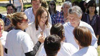 Mauricio Macri y María Eugenia Vidal, en un timbreo. Mauricio Macri y María Eugenia Vidal, en un timbreo.