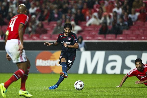 River lo extraña: El Chori y un golazo para el Olympiakos