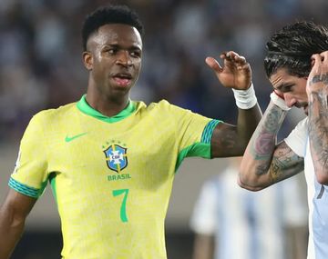 Experto en lectura de labios reveló qué dijeron los jugadores de Brasil en la goleada