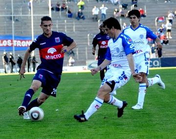 Godoy Cruz y Tigre buscan un triunfo para alimentar su promedio