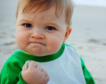 Cumplió 10 años el chico detrás de uno de los memes más exitosos de la web