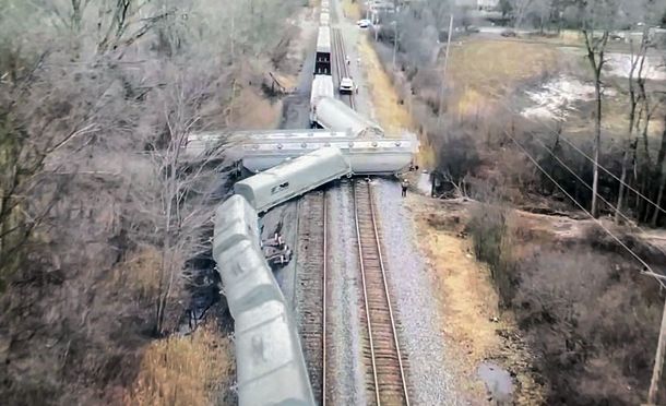 Otro tren con materiales tóxicos descarriló en Estados Unidos