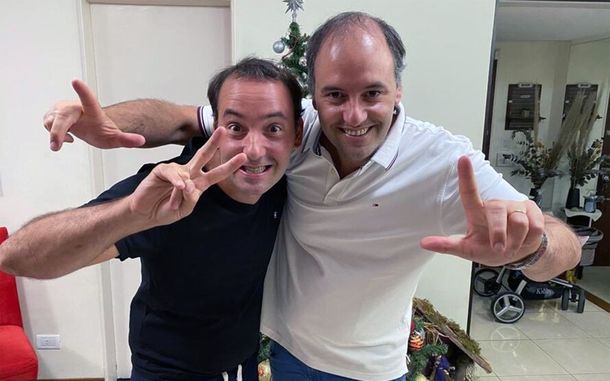 Francisco Adorni viene ascendiendo en el Estado de la mano de Manuel. Francisco Adorni viene ascendiendo en el Estado de la mano de Manuel.