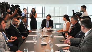 El gobierno firmó el memorándum de entendimiento con Hif Global por la inversión de 6.000 millones de dólares. El gobierno firmó el memorándum de entendimiento con Hif Global por la inversión de 6.000 millones de dólares.