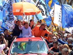 Scioli a las mujeres: El país necesita mucho de ustedes