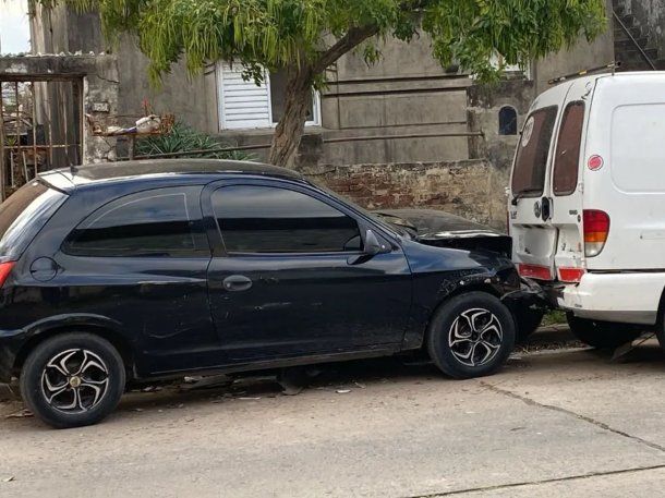 El barrabrava recibió un disparo mortal y chocó