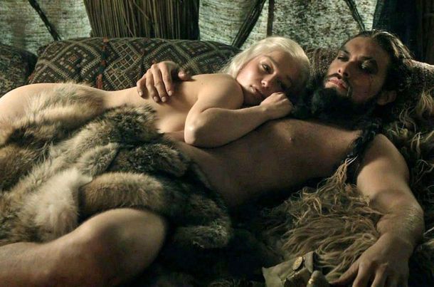 Un canal demandará a un sitio por hacer una versión porno de Game of Thrones