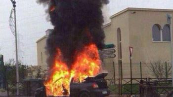 luego del atentado, exploto un auto frente a una sinagoga en paris luego del atentado, exploto un auto frente a una sinagoga en paris