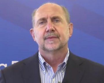 Santa Fe: Perotti anunció que buscarán vacunar 210 mil personas en una semana