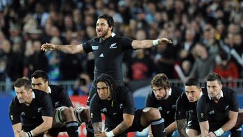 asi fue el haka de los all blacks antes del partido con los pumas asi fue el haka de los all blacks antes del partido con los pumas