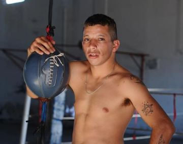 Detuvieron a un campeón de boxeo tras fracturarle la mandíbula a su ex