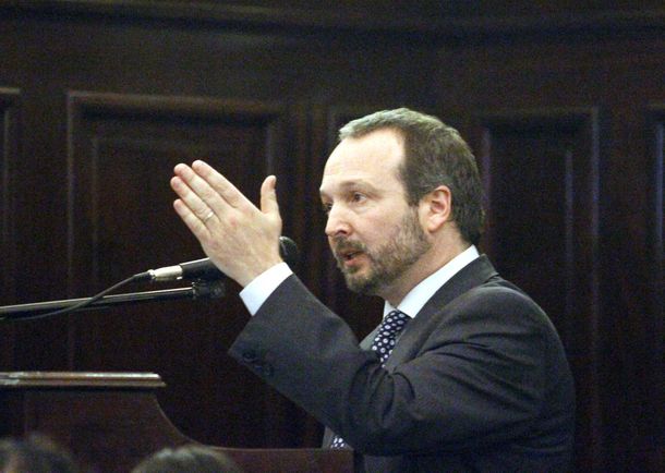 Sabbatella: Es falso que la ley vaya a fundir a Clarín