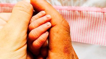 el cholo simeone recibio a su hija con un dulce mensaje y revelo su nombre el cholo simeone recibio a su hija con un dulce mensaje y revelo su nombre