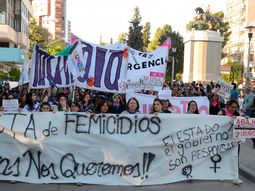 En lo que va del año hubo 216 femicidios en Argentina.
