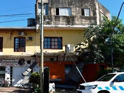 Dieron de alta al nene arrojado desde un tercer piso por su padre