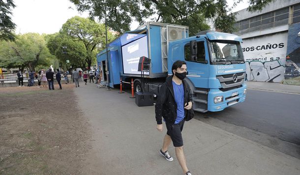 El Gobierno continúa con los operativos para fiscalizar el transporte público por la vuelta a clases presenciales