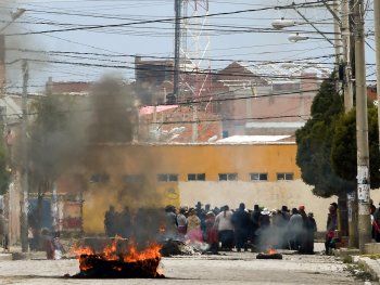 La Policía boliviana dice estar rebasada y pidió ayuda a las Fuerzas Armadas
