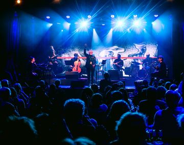 Teresa Parodi emocionó con Hasta que amanezca en una noche inolvidable y a sala llena en La Trastienda