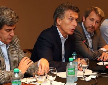 El gabinete económico de Macri sale a la caza de financiamiento