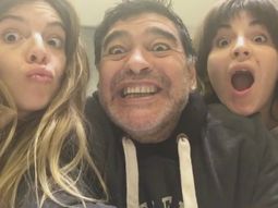 el desopilante gif de diego, dalma y gianinna maradona el desopilante gif de diego, dalma y gianinna maradona