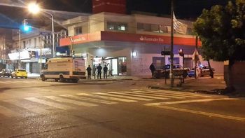 otro ataque contra los bancos: nuevo intento de llevarse un cajero