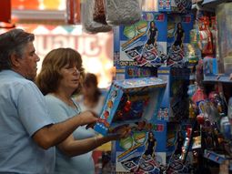 reyes magos: se vendieron mas juguetes que en 2012 reyes magos: se vendieron mas juguetes que en 2012