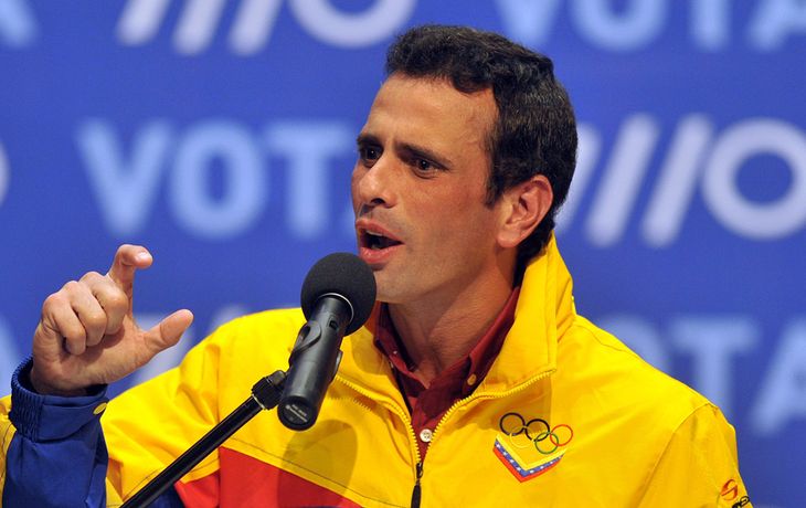 Capriles pidió a los venezolanos no caer en rumores ni odios