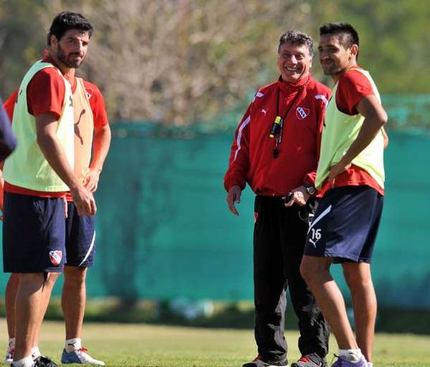 Brindisi confirmó los cambios y que no se baja del barco