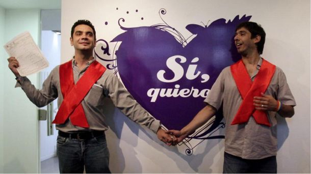 De mal en peor: además de los polémicos tuits, Freyre está en proceso de divorcio