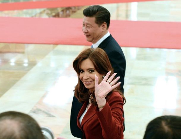 Cristina terminó su visita a China y regresa al país