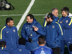 tevez entreno en boca por primera vez y osvaldo estuvo en casa amarilla tevez entreno en boca por primera vez y osvaldo estuvo en casa amarilla