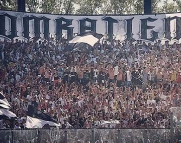 La Garra Blanca, como se conoce a la hinchada del Cacique