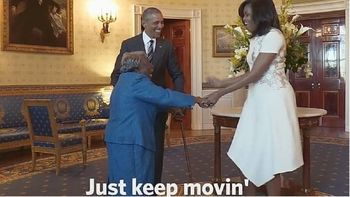 una anciana sorprendio a obama y a su mujer con un divertido baile una anciana sorprendio a obama y a su mujer con un divertido baile
