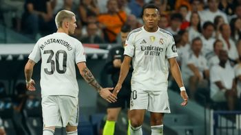 mbappe estallo contra mastantuono tras una jugada fallida en real madrid: el video mbappe estallo contra mastantuono tras una jugada fallida en real madrid: el video