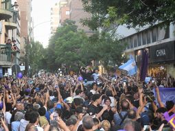 asi saludo javier milei a sus militantes en cordoba en pleno tour de la gratitud asi saludo javier milei a sus militantes en cordoba en pleno tour de la gratitud