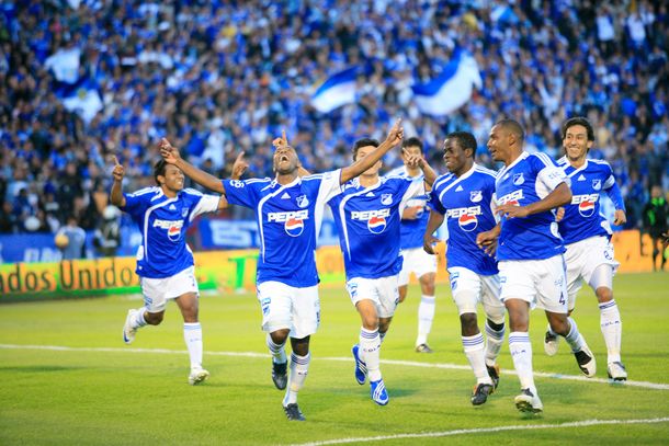 Un club colombiano quiere devolver títulos asociados al narcotráfico