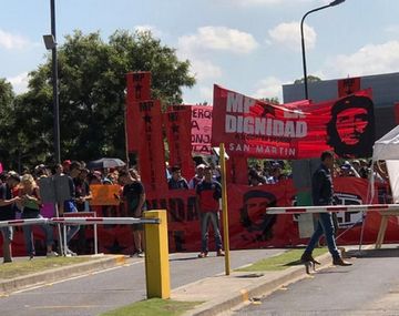 Organizaciones sociales reclaman útiles