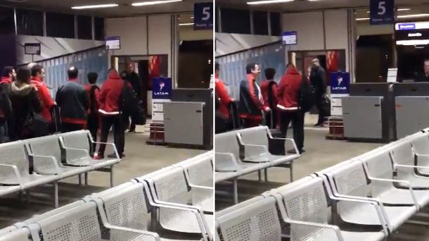 El paraguayo coincidió en el vuelo con los hinchas de River