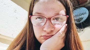 buscan al conductor de una chevrolet meriva que atropello y mato a una joven en la plata buscan al conductor de una chevrolet meriva que atropello y mato a una joven en la plata