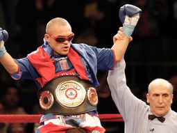 tras dos anos, la hiena barrios vuelve a subirse al ring tras dos anos, la hiena barrios vuelve a subirse al ring
