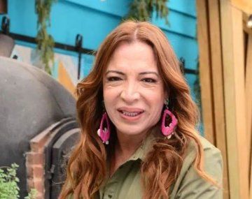 Lizy Tagliani en La Peña de Morfi.